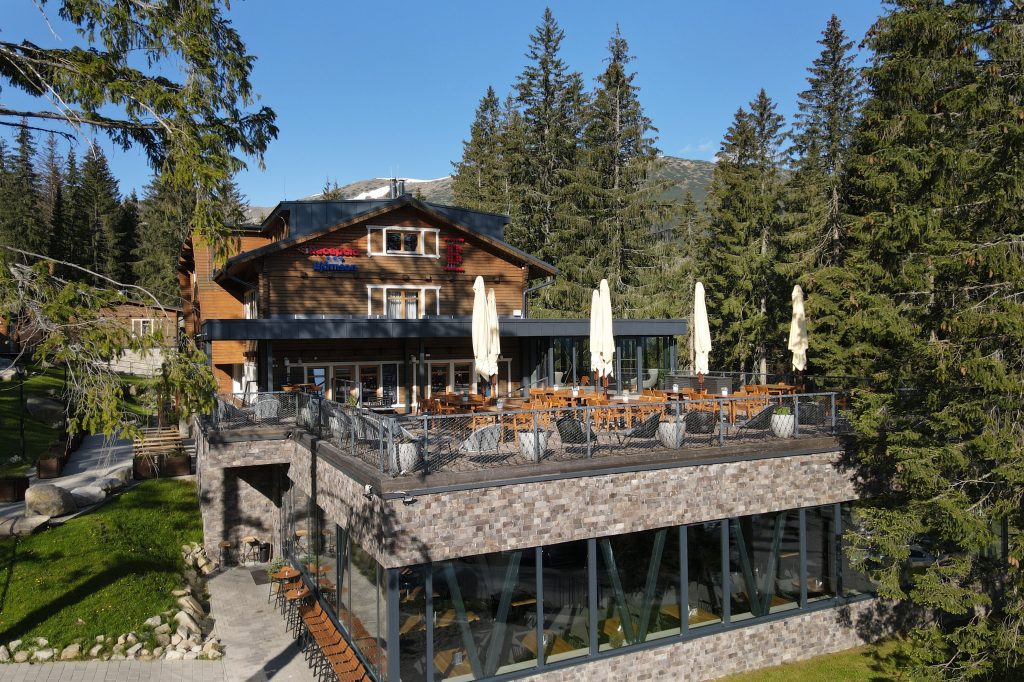 Reštaurácia Björnson Jasná s panoramatickou terasou priamo v srdci Jasnej